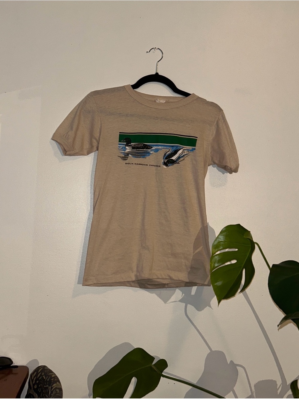 Vintage Canadiana Sioux Narrows Loon Tee